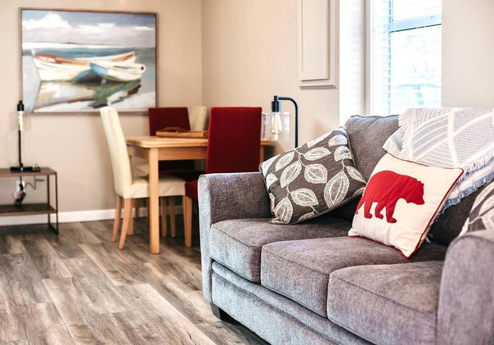 Raincoast Retreat At Shawnigan Lake! Extérieur photo